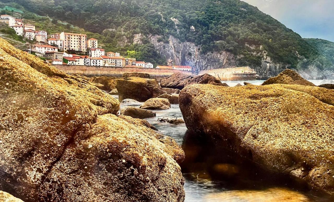 Precioso apartamento en el puerto de Elantxobe Exterior foto